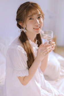 女生自己奖励自己素材视频